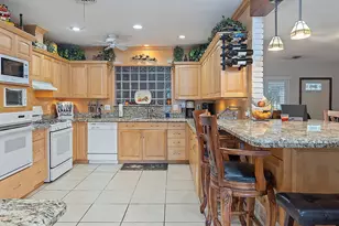 521 SW 59th Ave, Plantation, FL 33317 - Photo 19