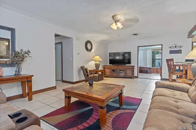 521 SW 59th Avenue, Plantation, FL 33317 - Photo 15