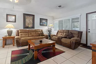 521 SW 59th Ave, Plantation, FL 33317 - Photo 17