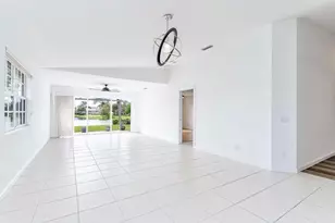 8270 Eleuthera Ln, Wellington, FL 33414 - Photo 7