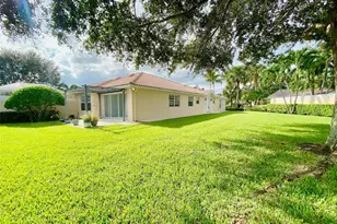 8270 Eleuthera Ln, Wellington, FL 33414 - Photo 27