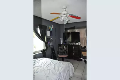 1906 SW 87th Avenue, North Lauderdale, FL 33068 - Photo 15