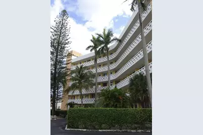 2400 NE 9th Street #402, Fort Lauderdale, FL 33304 - Photo 1