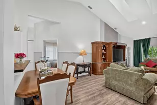 907 Harbour Pointe Way, Greenacres, FL 33413 - Photo 15