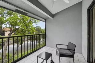 907 Harbour Pointe Way, Greenacres, FL 33413 - Photo 33