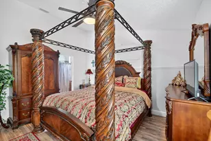 907 Harbour Pointe Way, Greenacres, FL 33413 - Photo 25