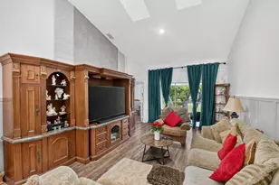907 Harbour Pointe Way, Greenacres, FL 33413 - Photo 19