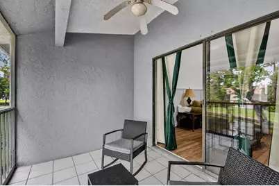 907 Harbour Pointe Way, Greenacres, FL 33413 - Photo 33