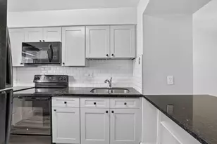 801 Pine Dr, Pompano Beach, FL 33060 - Photo 3