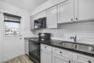 801 Pine Dr, Pompano Beach, FL 33060 - Photo 5