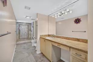 4000 N Ocean Dr, Riviera Beach, FL 33404 - Photo 31