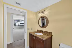 4000 N Ocean Dr, Riviera Beach, FL 33404 - Photo 25