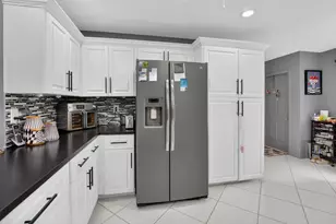 5284 Privet Pl, Delray Beach, FL 33484 - Photo 7