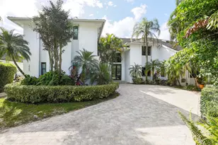 2905 Polo Island Dr, Wellington, FL 33414 - Photo 1