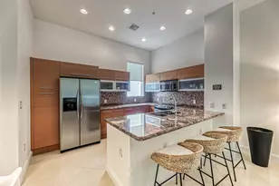 727 NE 4th Ave, Fort Lauderdale, FL 33304 - Photo 9