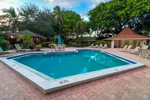 3050 N Palm Aire Dr, Pompano Beach, FL 33069 - Photo 15