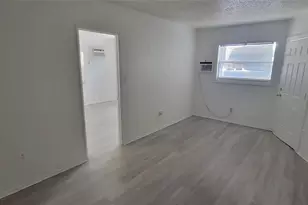 2417 Hayes St, Hollywood, FL 33020 - Photo 3