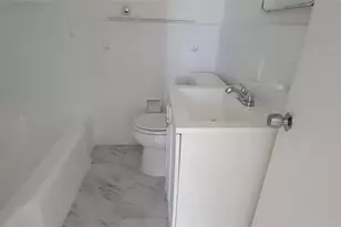 2417 Hayes St, Hollywood, FL 33020 - Photo 9