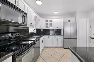 740 NE 199th St, Miami, FL 33179 - Photo 7