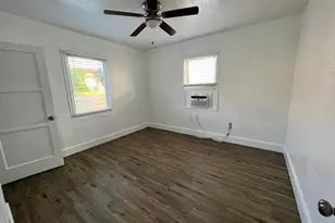 1739 Moffett St, Hollywood, FL 33020 - Photo 9