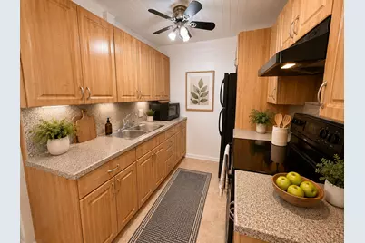 2090 Newport S #2090, Deerfield Beach, FL 33442 - Photo 9