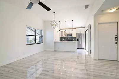 22354 Pineapple Walk Drive, Boca Raton, FL 33433 - Photo 11