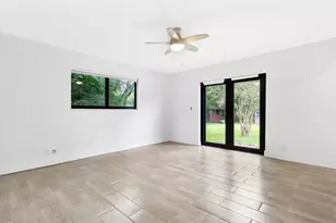 10751 SW 25th St, Davie, FL 33324 - Photo 23