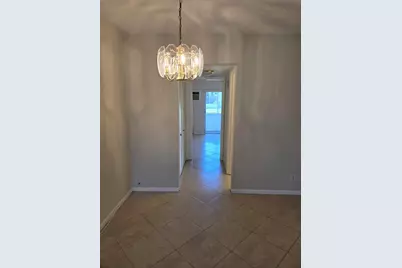 99 Salisbury E, West Palm Beach, FL 33417 - Photo 5