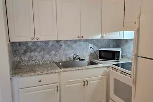 99 Salisbury E, West Palm Beach, FL 33417 - Photo 3