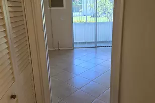 99 Salisbury E, West Palm Beach, FL 33417 - Photo 7