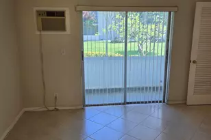 99 Salisbury E, West Palm Beach, FL 33417 - Photo 9
