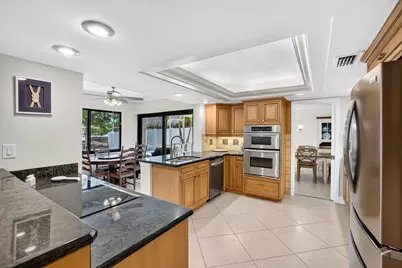 5570 NE 26th Avenue, Fort Lauderdale, FL 33308 - Photo 13