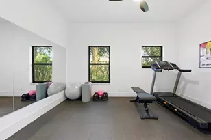 2557 Seminole Cir, West Palm Beach, FL 33409 - Photo 27