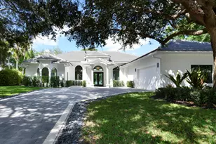 2557 Seminole Cir, West Palm Beach, FL 33409 - Photo 1
