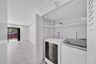 1030 Parkside Green Dr, Greenacres, FL 33415 - Photo 25