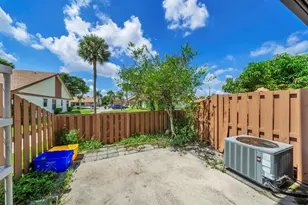 1030 Parkside Green Dr, Greenacres, FL 33415 - Photo 29
