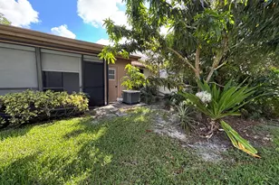6132 Fairfield Cir, Greenacres, FL 33463 - Photo 13
