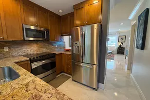 113 NE 20th Ct, Wilton Manors, FL 33305 - Photo 3