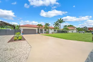 20438 SW 327th St, Homestead, FL 33030 - Photo 5