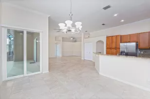 421 SW Crabapple Cove, Port Saint Lucie, FL 34986 - Photo 11