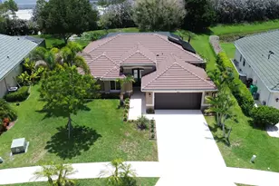 421 SW Crabapple Cove, Port Saint Lucie, FL 34986 - Photo 3