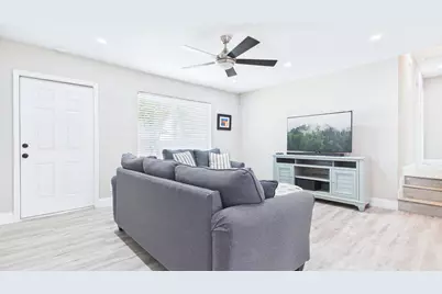 1485 SW 47th Terrace, Fort Lauderdale, FL 33317 - Photo 9