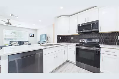 1485 SW 47th Terrace, Fort Lauderdale, FL 33317 - Photo 7