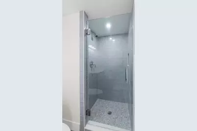 3201 NE 8th Street #206, Pompano Beach, FL 33062 - Photo 13