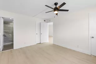 3201 NE 8th St, Pompano Beach, FL 33062 - Photo 17