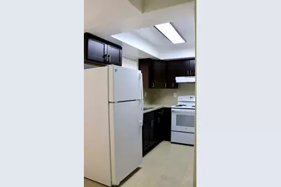 482 SW 9th #18, Boca Raton, FL 33432 - Photo 3