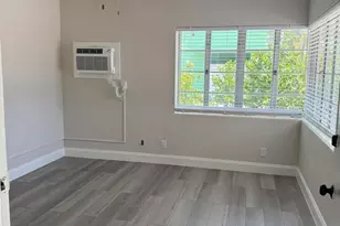112 Lake Ave, Lake Worth Beach, FL 33460 - Photo 3