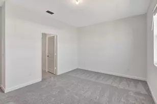 539 SE Rivergrass St, Port Saint Lucie, FL 34984 - Photo 15