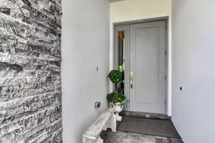 17333 Rainstream Rd, Boca Raton, FL 33496 - Photo 3