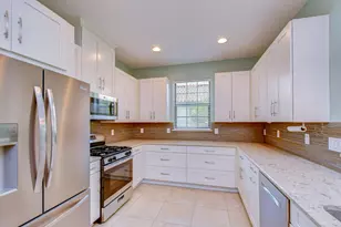 8433 Alberata Vista Dr, Tampa, FL 33647 - Photo 53
